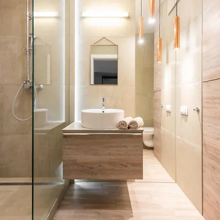 Flatbook - Center Torunska 145,167 Apartman *