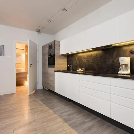 Flatbook - Center Torunska 145,167 Apartman