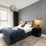 Flatbook - Center Torunska 145,167 Apartman *